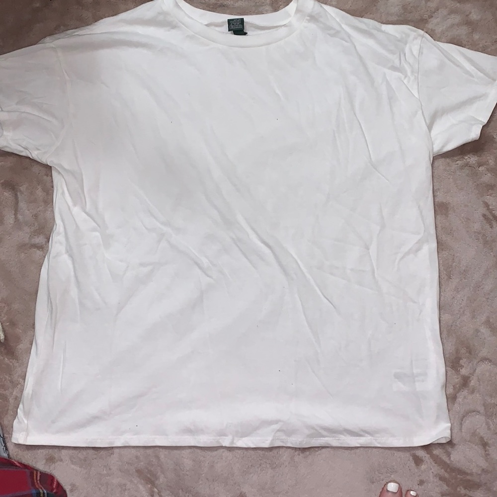 Basic white Tee